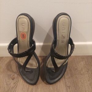Unisa Black Leather Sandals